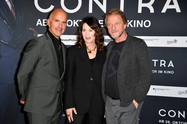 Christoph Maria Herbst, Iris Berben and Sönke Wortmann at the premiere of the movie Contra at the Zoo Palast Berlin, 27 10 2021 Foto:xN.xKubelkax xFuturexImage