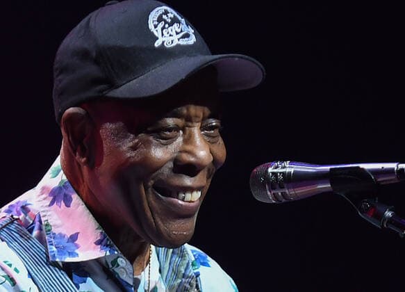 October 27, 2021, Melbourne, Florida, United States: Blues guitarist and singer, Buddy Guy performs at the King Center for the Performing Arts in Melbourne. Melbourne United States - ZUMAs197 20211027_zaa_s197_503 Copyright: xPaulxHennessyx