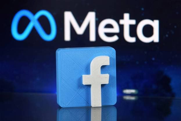 Facebook Renames Itself To Meta Facebook logo and new company brand Meta Platforms Inc. logo are pictured in this illustrative photo taken in Kyiv on 29 October, 2021. Facebook renames itself to new company brand Meta, Chief of Facebook Mark Zuckerberg said on 28 October 2021. Kyiv Ukraine  Copyright: xSTRx sindeyev-notitle211029_npwT7