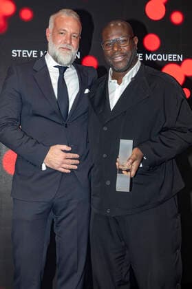 Steve McQueen with laudator at the Film Festival Cologne Awards 2021 at the 31 Film Festival Cologne 2021 at E Werk Cologne, 28 10 2021. Foto:xR.xSchmiegeltx xFuturexImage