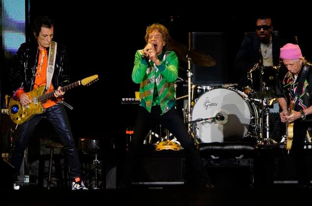 October 29, 2021, Tampa, Florida, USA: The Rolling Stones featuring Ronnie Wood, Steve Jordan, Mick Jagger and Keith Richards perform onstage during the No Filter tour at Raymond James Stadium on Friday, Oct. 29, 2021 in Tampa. Tampa USA - ZUMAs70_ 20211029_zan_s70_040 Copyright: xLuisxSantanax