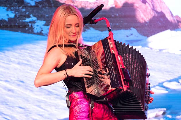 Melissa Naschenweng live at Luxory Grenchen, 29 10 2021 Foto:xA.xRaemyx xFuturexImage