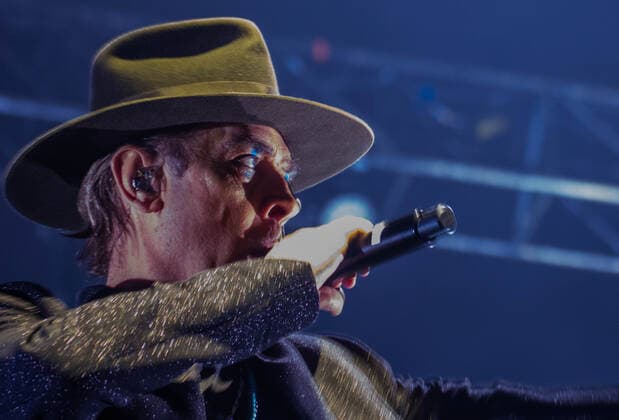 October 30, 2021, London, England, United Kingdom: Alexandra Palace, London, UK, 30th October 2021. Peter Murphy, the lead singer of the iconic Bauhaus, performs during the first live concert in London after a pandemic that interrupted the reunion tour planned for the year 2020. The band plays in its original formation: Peter Murphy (vocals), Daniel Ash (guitar), David J (bass), Kevin Haskins London United Kingdom - ZUMAm203 20211030_zip_m203_002 Copyright: xSabrinaxMerollax