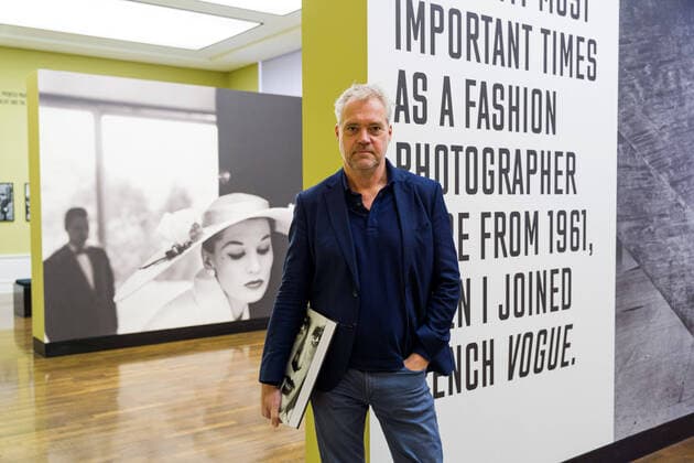 Bilder des Jahres 2021, Entertainment 11 November Entertainment Themen der Woche KW44 Entertainment Bilder des Tages News Bilder des Tages 02.11.2021,Berlin,Deutschland,GER,seit dem 31. Oktober 2021 zeigt die Berliner Helmut Newton Stiftung im Museum für Fotografie die große Retrospektive Helmut Newton Legacy.Die Ausstellung sollte ursprünglich anlässlich des 100. Geburtstags des Fotografen eröffnet werden, wurde jedoch aufgrund der aktuellen Situation um ein Jahr verschoben.Matthias Harder,Direktor der Helmut Newton Stiftung. *** 02 11 2021,Berlin,Germany,GER,Since 31 October 2021, the Helmut Newton Foundation in Berlin is showing the major retrospective Helmut Newton Legacy at the Museum of Photography The exhibition was originally scheduled to open on the occasion of the photographers 100th birthday, but has been postponed by one year due to the current situation Matthias