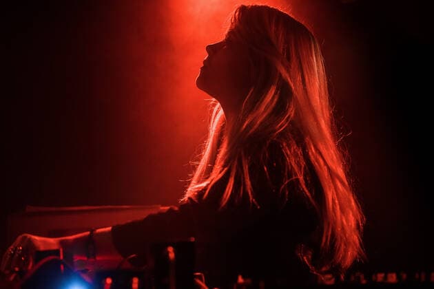 Bada Copenhagen, Denmark. 28th, October 2021. The Swedish noise and psych rock band Bada performs a live concert at Stengade in Copenhagen. Here guest musician Anna Von Hauswolff is seen live on stage. Copenhagen Denmark  Copyright: xGonzalesxPhoto PeterxTroestx