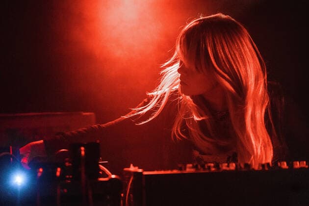 Bada Copenhagen, Denmark. 28th, October 2021. The Swedish noise and psych rock band Bada performs a live concert at Stengade in Copenhagen. Here guest musician Anna Von Hauswolff is seen live on stage. Copenhagen Denmark  Copyright: xGonzalesxPhoto PeterxTroestx
