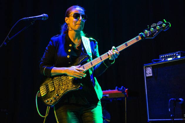 Ida Nielsen live in Oslo, Norway Oslo, Norway. 28th, October 2021. Ida Nielsen & the Funkbots performs a live concert at Cosmopolite in Oslo. Here bass player and singer Ida Nielsen is seen live on stage. Odense Norway  Copyright: xGonzalesxPhoto Per-OttoxOppix