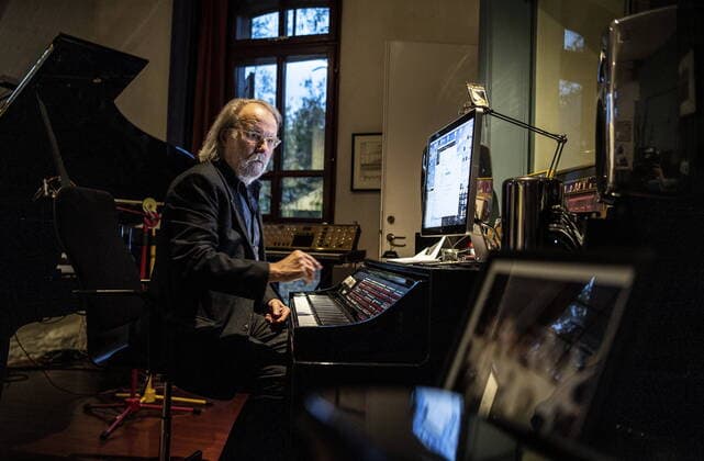 Benny Andersson photographed in Stockholm, Sweden, on Oct. 20, 2021, ahead of the release of the new ABBA album Voyage. Stockholm Sweden x2512x *** Benny Andersson photographed in Stockholm, Sweden, on Oct 20, 2021, ahead of the release of the new ABBA album Voyage Stockholm Sweden x2512x,  Copyright: xBARDELLxANDREAS Aftonbladetx Benny Andersson interview