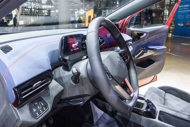 Dresden GER, Dresden, VW, 03.11.2021, ID5 Enthuellung - Live Der ID.5 E - SuV Coupe, das zweite E-SUV der Marke Volkswagen, seine virtuelle Welt - Premiere, in der Glaesernen Manufaktur Dresden, 03.11.21, *** Dresden GER, Dresden, VW, 03 11 2021, ID5 Unveiling Live The ID 5 E SuV Coupe, the second E SUV of the Volkswagen brand, its virtual world premiere, at the Glaesernen Manufaktur Dresden, 03 11 21, Copyright: xUwexKoch Eibner-Pressefotox EP_UKH