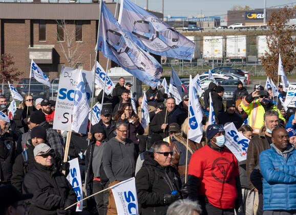 November 3, 2021, Laval, PQ, Canada: Laval bus drivers demonstrate in front of the head office as they hold a one day strike to press lagging contract talks Wednesday, November 3, 2021 in Laval, Quebec. Laval Canada  - ZUMAc35_ 20211103_zaf_c35_020 Copyright: xRyanxRemiorzx