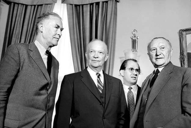 13, 2103, Washington, DC, USA: West German Chancellor Konrad Adenauer (right) with U.S. President Dwight Eisenhower (center) at the White House, Washington, D.C., USA, Marion S. Trikosko, US News & World Report Magazine Collection, May 27, 1959 Washington USA - ZUMAg145 21032313_zap_g145_001 Copyright: xJTxVintagex