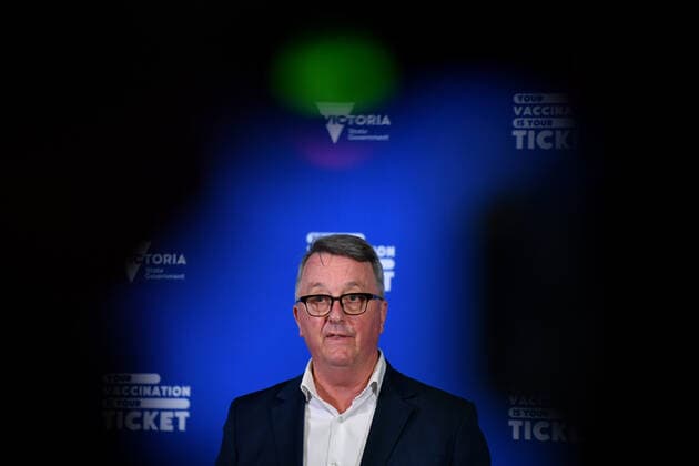 MARTIN FOLEY COVID19 PRESSER, Victorian Health Minister Martin Foley speaks to the media during a press conference in Melbourne, Friday, November 5, 2021. ( NO ARCHIVING, EDITORIAL USE ONLY, NO USE IN BOOKS WITHOUT CONSENT MELBOURNE VIC AUSTRALIA  Copyright: xJOELxCARRETTx 20211105001592919916