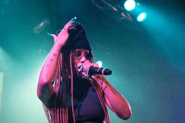 IAMDDB live in Copenhagen, Denmark Copenhagen, Denmark. 04th, November 2021. The English rapper and singer IAMDDB performs a live concert at Pumpehuset in Copenhagen. Copenhagen Denmark  Copyright: xGonzalesxPhoto FlemmingxBoxJensex
