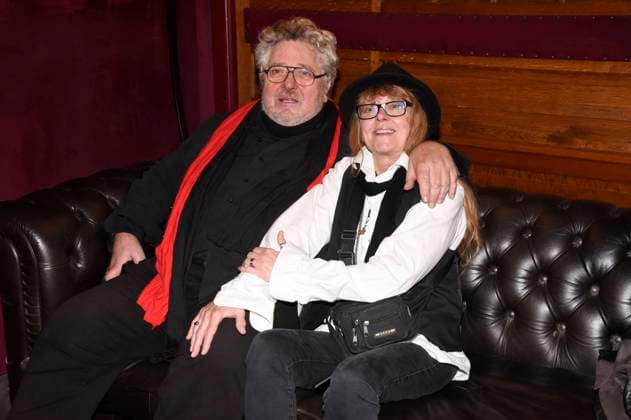 Michael Schanze mit Lebensgefährtin Uschi Köhl bei der VIP-Premiere der neuen Show in Schuhbecks teatro. München, 04.11.2021 *** Michael Schanze with his partner Uschi Köhl at the VIP premiere of the new show in Schuhbecks teatro Munich, 04 11 2021 Foto:xS.xAdamx xFuturexImage