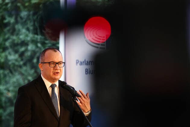 EU Citizens Awarde Ceremony In Warsaw Former Commissioner for Human Rights Adam Bodnar who recently was ousted by the current Law and Justice government, speaks at the ceremony for the European Citizen s Award in Warsaw, Poland on 05 November, 2021. This year the EU prize has been awarded to the representatives of the Free Courts Initiative which aims to set the record straight on the rule of law crisis in Poland. Warsaw Poland  Copyright: xSTRx arriens-eucitize211105_np53K