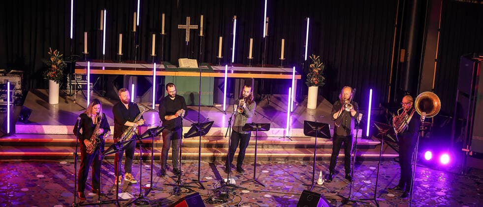 Concert by Maria Faust @ Kaiser Wilhelm Gedächtnis Kirche , Jazzfest Berlin Maria Faust™s Sacrum Facere, Maria Faust Alto Saxophone Emanuele Maniscalco Organ Ned Ferm Saxophone Francesco Bigoni Clarinet Tobias Wiklund Trumpet Mads Hyhne Trombone Jonatan Ahlborn Tuba