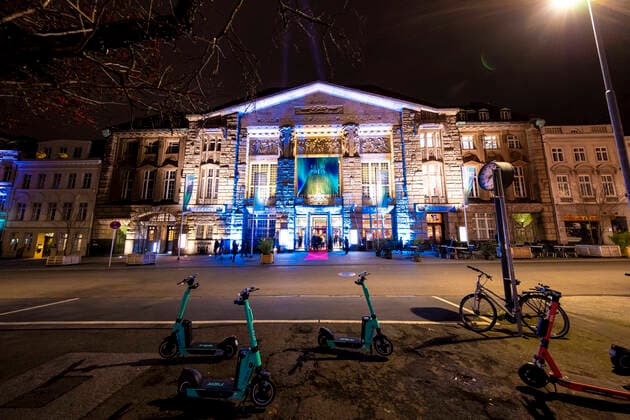 The Lübeck City Theatre before the Film Award Night Film Award Night of the Nordic Film Days Lübeck, 06 11 21 Lübeck Schleswig Holstein Germany Copyright: xAgentur54Gradx xFelixxKoenigx