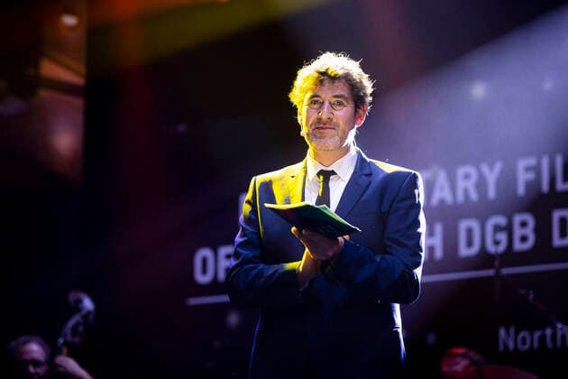 Actor and presenter Stephan Szasz Film Award Night of the Nordic Film Days Lübeck, 06 11 21 Lübeck Schleswig Holstein Germany Copyright: xAgentur54Gradx xFelixxKoenigx