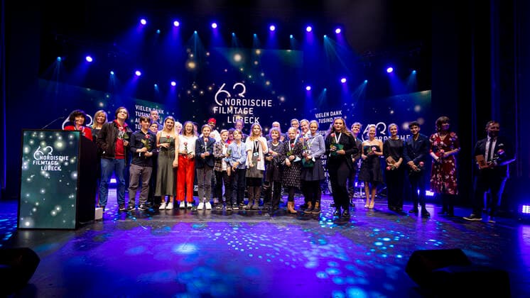 Closing picture of the 63 Nordic Film Days Film Award Night of the Nordic Film Days Lübeck, 06 11 21 Lübeck Schleswig Holstein Germany Copyright: xAgentur54Gradx xFelixxKoenigx