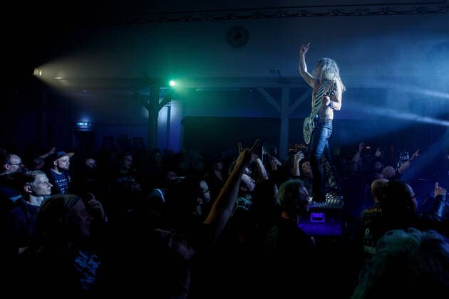 Hademarschen, Germany 05 November 2021 Grave Digger Hademascher Hof 05 11 2021 Recording of the live concert with audience for a live recording for later release was a great success Even from Sweden fans of Grave Digger came to Schleswig Holstein Photo Axel Ritt Hademascher Hof Schleswig Holstein Copyright: xFotostandx xJacobsx