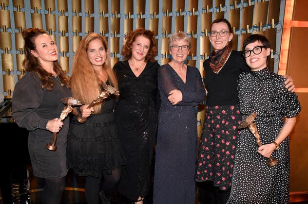 Julia Gamez Martin, Ariane Müller, Luise Kinseher, Gerburg Jahnke, Martina Schwarzmann and Eva Karl Faltermeier at the award ceremony of the Bavarian Cabaret Prize 2021 at the Lustspielhaus Munich, 08 11 2021 Foto:xS.xAdamx xFuturexImage