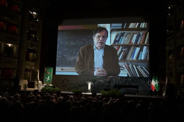 Milan, Italy La Scala Marcella Bonchio, Markus Antonietti and Pierre Joliot are awarded the 2020-2021 edition of the International Award Lombardia e Ricerca , the recognition promoted by the Lombardy Region which assigns 1 million euros to the best scientific discovery in the field of Sciences of Life attended by various institutions and famous guests In the picture: Giorgio Parisi Nobel Prize in Physics 2021 video intervention  Copyright: xNickxZonnax xIPAx xNickxZonnax