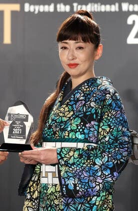 November 9, 2021, Tokyo, Japan - Japanese actress Yasuko Matsuyuki displays kimono as she receives the first Kimonoist award for the promotion of Japanese traditional dresses in Tokyo on Tuesday, November 9 2021.  (173989353)