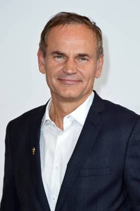 Oliver Blume Chairman of the Executive Board Dr Ing h c F Porsche AG at the 45 award ceremony Das Goldene Lenkrad at Axel Springer SE in Berlin on 09 11 2021
