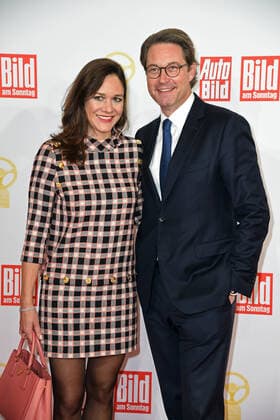 Andreas Scheuer with his wife Julia Reuss at the 45 Golden Steering Wheel award ceremony at Axel Springer SE in Berlin on 09 11 2021