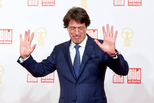 The Golden Steering Wheel 2021 Klaus Rosenfeld Chairman of the Board of Managing Directors Schaeffler AG on the red carpet at the Golden Steering Wheel award ceremony in the Axel Springer Tower in Berlin Copyright: xEventpressxGolejewskix