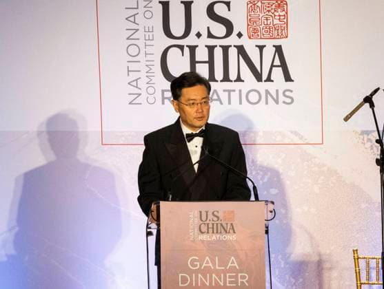 (211110) -- NEW YORK, Nov. 10, 2021 -- Qin Gang, Chinese ambassador to the U.S., attends the 2021 Gala Dinner of the National Committee on U.S.-China Relations in New York, the United States, Nov. 9, 2021. The National Committee on U.S.-China Relations hosted its 2021 Gala Dinner here on Tuesday. President Xi Jinping and President Joe Biden sent congratulatory letters to the Gala Dinner. Ambassador Qin and Chairman of the National Committee Jacob Lew read out the letters respectively. ) U.S.-NEW YORK-CHINA-GALA DINNER-QIN GANG WangxYing 