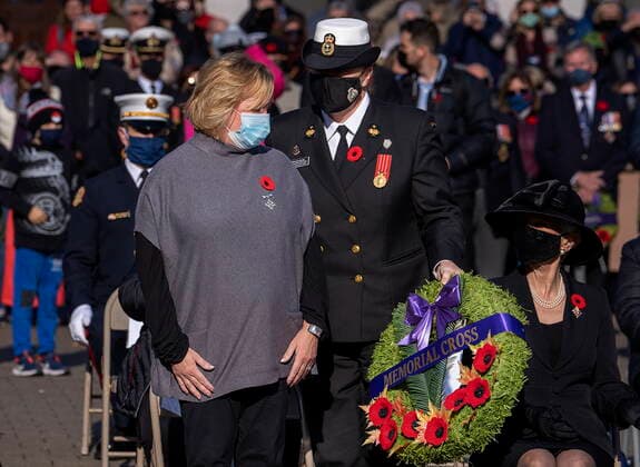 November 11, 2021, Halifax, NS, Canada: Natasha Mohr, left, prepares to lay the Memorial Cross wreath at Remembrance Day ceremonies at the Grand Parade in Halifax on Thursday, Nov. 11, 2021. Mohr s husband, Petty Officer First Class Richard Mohr, a Gulf War veteran, died at age 42 with his death attributed to his service, including chemical exposure possibly received during Operation Friction. Halifax Canada - ZUMAc35_ 20211111_zaf_c35_030 Copyright: xAndrewxVaughanx