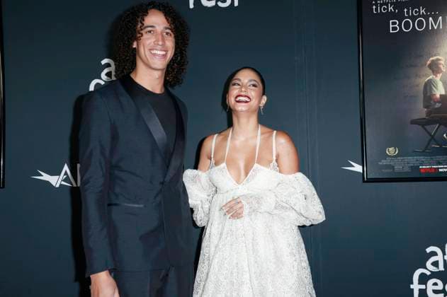 Cole Tucker mit Freundin Vanessa Hudgens bei der Premiere des Netflix-Films Tick, Tick¦Boom! im TCL Chinese Theatre. Los Angeles, 10.11.2021 *** Cole Tucker with girlfriend Vanessa Hudgens at the premiere of Netflix movie Tick, Tick¦Boom at TCL Chinese Theatre Los Angeles, 10 11 2021 Foto:xD.xBedrosianx xFuturexImage