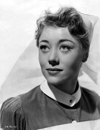 GLYNIS JOHNS GLYNIS JOHNS b. 1923 British actor as she appears in Flesh and Blood Date: 1923. Strictly editorial use only in conjunction with the promotion of the film. Credit line mandatory. This image is copyright of the film company and is supplied under the terms of issue as film still. No commercial or book cover use permitted without prior consent from the film company.  Mandatory credit line: Courtesy Ronald Grant Mary Evans