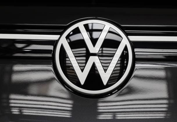 VW Logo Wolfsburg *** VW Logo Wolfsburg