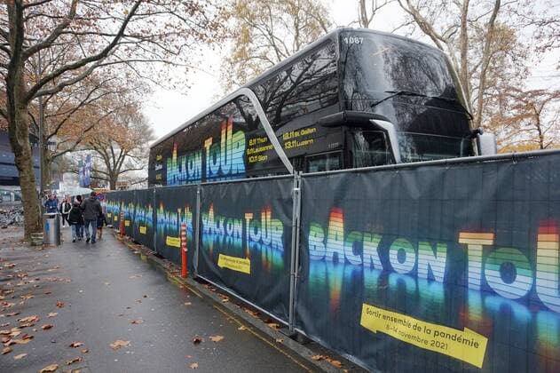 Photo Manuel Geisser 13 10 2021 National Vaccination Week Switzerland Free concerts with Swiss artists Lucerne Half empty crowds at the Back on Tour concerts Picture Tourbus
