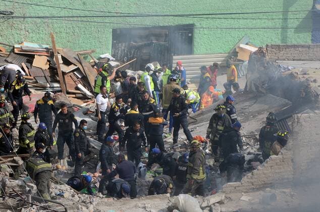 Drone photograph showing rescue members in the area where an explosion occurred, in a neighborhood in Mexico City, Mexico, 13 November 2021. A strong explosion caused by the accumulation of gas caused the collapse of a house in Mexico City and left one dead and 12 injured, capital authorities reported this Saturday. Explosion collapses home, causes one death and 12 injuries in Mexico City !ACHTUNG: NUR REDAKTIONELLE NUTZUNG!  Copyright: xAlexxCruzx MEX6978 20211113-09c1fca8406327a563c982f6375546fa5022b9bd