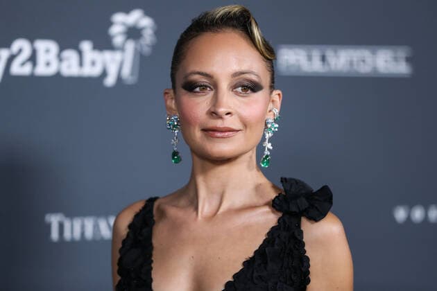 Baby2Baby 10-Year Gala 2021 Television personality Nicole Richie wearing Anabela Chan jewelry arrives at the Baby2Baby 10-Year Gala 2021 held at the Pacific Design Center on November 13, 2021 in West Hollywood, Los Angeles, California, United States. West Hollywood California United States  Copyright: xImagexPressxAgencyx collin-baby2bab211114_np9OA