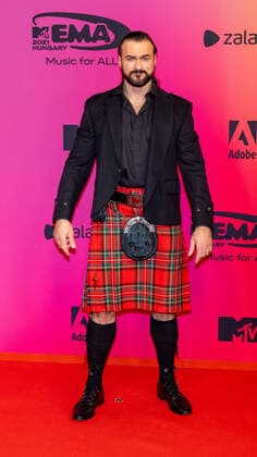 November 14, 2021, Budapest, Hungary: Drew McIntyre attends the 2021 MTV EMAs, Europe Music Awards, at Papp Laszlo Budapest Sports Arena in Budapest, Hungary, on 14 November 2021. Photo: Budapest Hungary - ZUMAm179 20211114_zep_m179_042 Copyright: xAlecxMichaelx