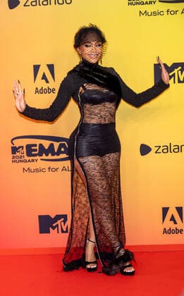 November 14, 2021, Budapest, Hungary: Saweetie attends the 2021 MTV EMAs, Europe Music Awards, at Papp Laszlo Budapest Sports Arena in Budapest, Hungary, on 14 November 2021. Photo: Budapest Hungary - ZUMAm179 20211114_zep_m179_099 Copyright: xAlecxMichaelx
