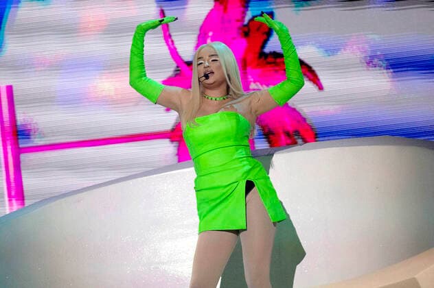 Kim Petras at the MTV European Music Awards 2021 at Laszlo Papp Sports Arena Budapest, 14 11 2021 Foto:xR.xWagnerx xFuturexImage