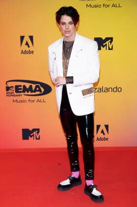 Yungblud at the MTV European Music Awards 2021 at Laszlo Papp Sports Arena Budapest, 14 11 2021 Foto:xR.xWagnerx xFuturexImage
