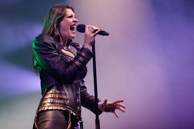 Nightwish live in Oslo, Norway Oslo, Norway. 14th, November 2021. Nightwish, the Finnish symphonic metal band, performs a live concert at Oslo Spektrum in Oslo. Here vocalist Floor Jansen is seen live on stage. Oslo Norway  Copyright: xGonzalesxPhoto Per-OttoxOppix