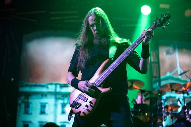 Nightwish live in Oslo, Norway Oslo, Norway. 14th, November 2021. Nightwish, the Finnish symphonic metal band, performs a live concert at Oslo Spektrum in Oslo. Here bass player Jukka Koskinen is seen live on stage. Oslo Norway  Copyright: xGonzalesxPhoto Per-OttoxOppix