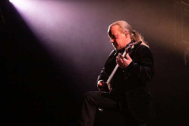 Nightwish live in Oslo, Norway Oslo, Norway. 14th, November 2021. Nightwish, the Finnish symphonic metal band, performs a live concert at Oslo Spektrum in Oslo. Here guitarist Emppu Vuorinen is seen live on stage. Oslo Norway  Copyright: xGonzalesxPhoto Per-OttoxOppix