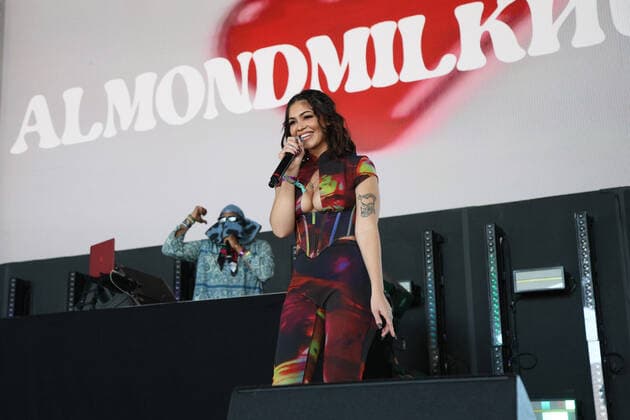 Day N Vegas Music Festival in Las Vegas, Almondmilkhunni Konzert Almondmilkhunni performs on stage during the Day N Vegas Music Festival at the Las Vegas Festival Grounds in Las Vegas, Nevada on Sunday, November 14, 2021.  LAV2021111405 JAMESxATOA