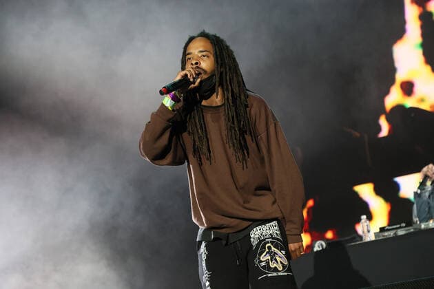 Day N Vegas Music Festival in Las Vegas, Earl Sweatshirt Konzert Earl Sweatshirt performs on stage during the Day N Vegas Music Festival at the Las Vegas Festival Grounds in Las Vegas, Nevada on Sunday, November 14, 2021.  LAV2021111447 JAMESxATOA