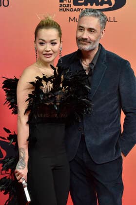 Rita Ora and Taika Waititi at the MTV European Music Awards 2021 ceremony at Laszlo Papp Sports Arena Budapest, 14 11 2021. Foto:xH.xZwanzigerx xFuturexImage