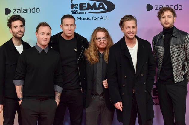 Brian Willett, Eddie Fisher, Zach Filkins, Drew Brown, Ryan Tedder and Brent Kutzle of OneRepublic at the MTV European Music Awards 2021 at Laszlo Papp Sports Arena Budapest, 14 11 2021. Foto:xH.xZwanzigerx xFuturexImage