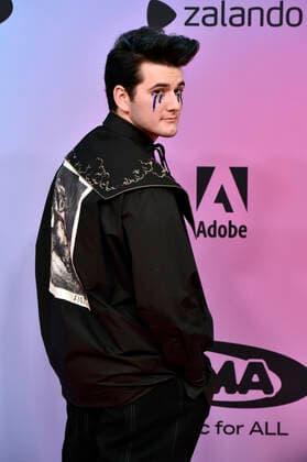 Gjon s Tears at the MTV European Music Awards 2021 at Laszlo Papp Sports Arena Budapest, 14 11 2021 Foto:xH.xZwanzigerx xFuturexImage